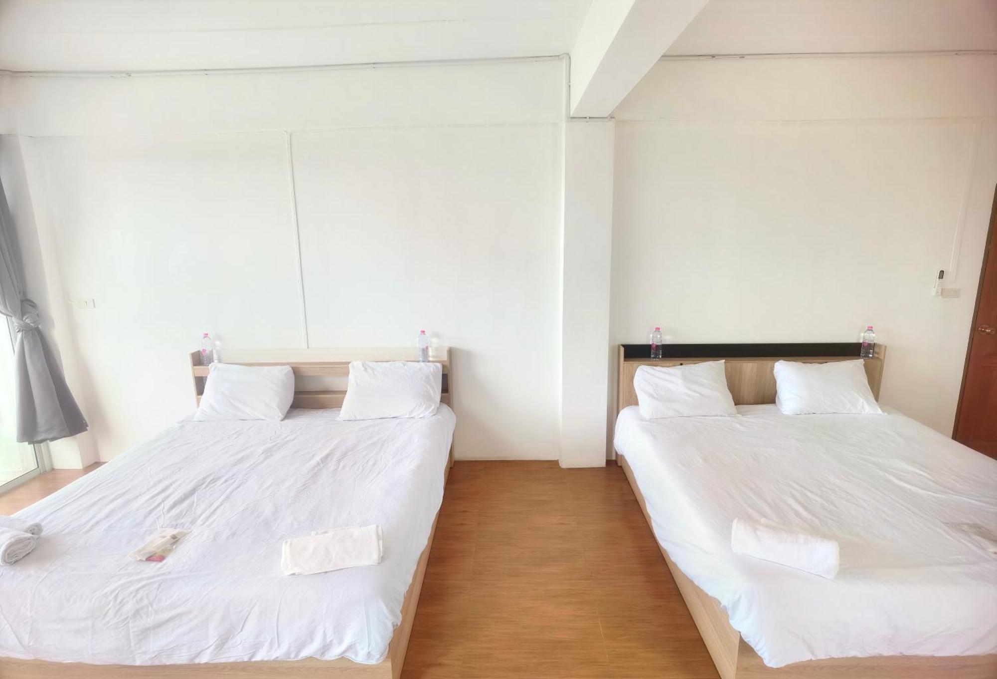 115 Townhouse Hotel Ban Khlong Krang Kültér fotó