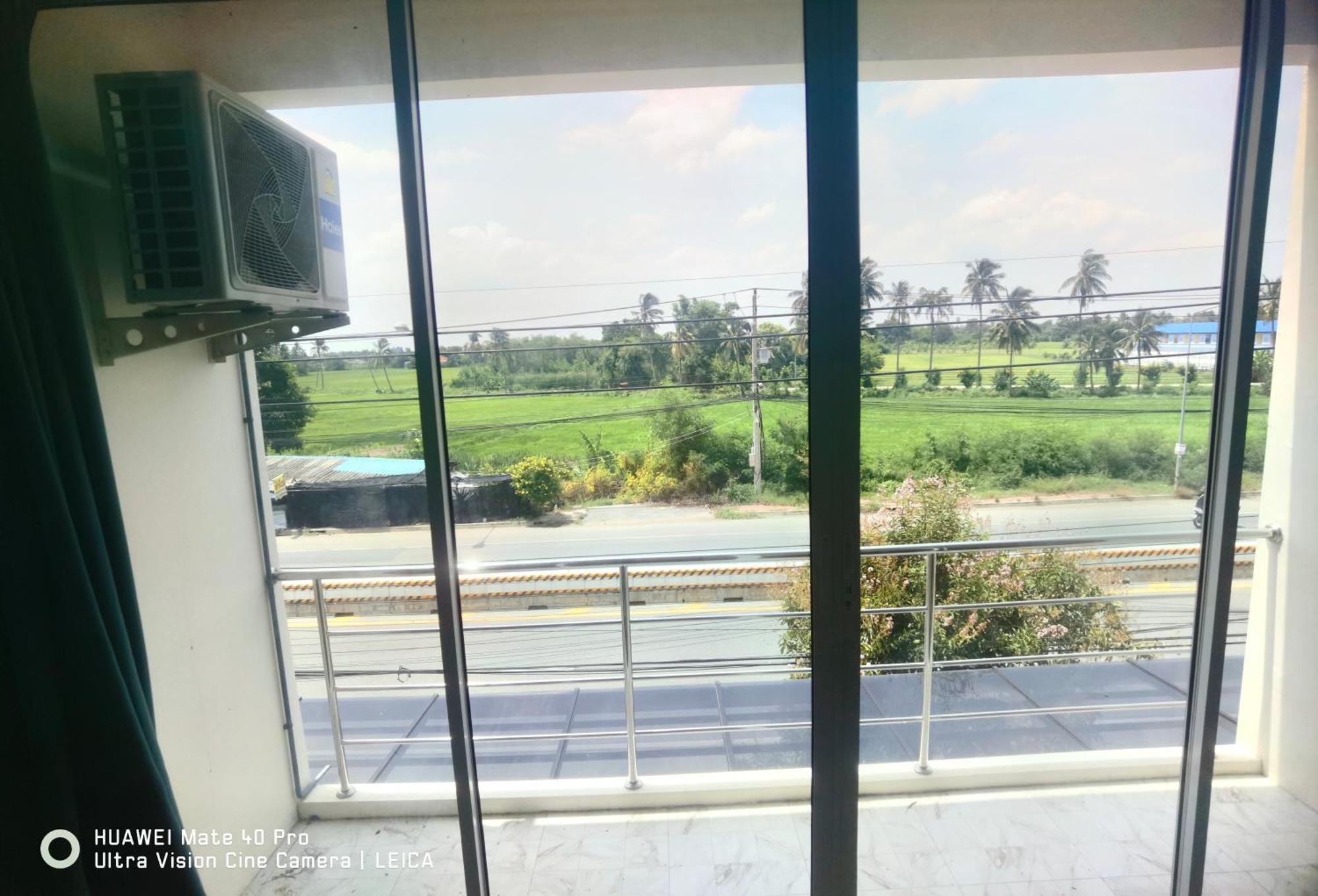 115 Townhouse Hotel Ban Khlong Krang Kültér fotó
